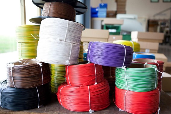 Armazenamento de fios de cobre